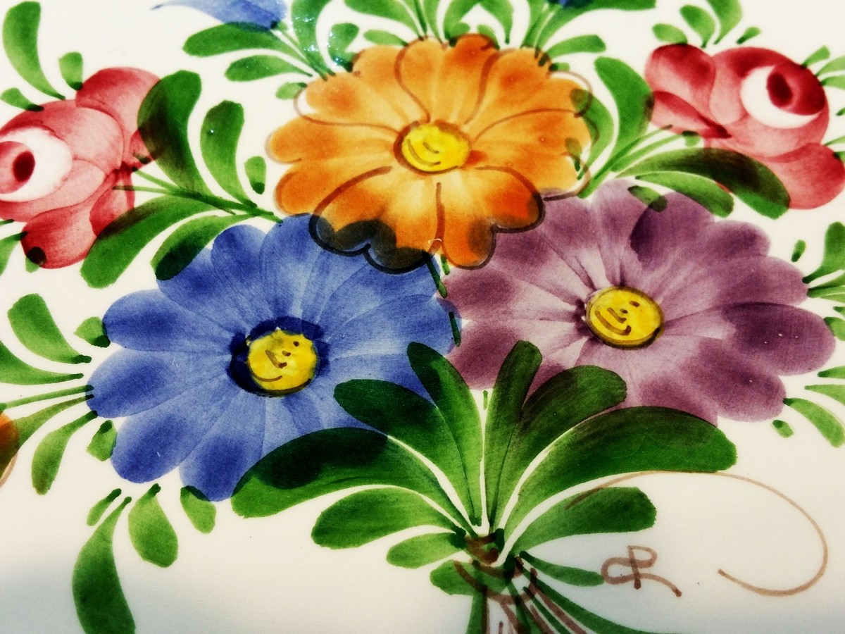 OLD VINTAGE HAND PAINTED FLORAL WECHSLER SCHWAZ TIROL PLATE, 9 1/2