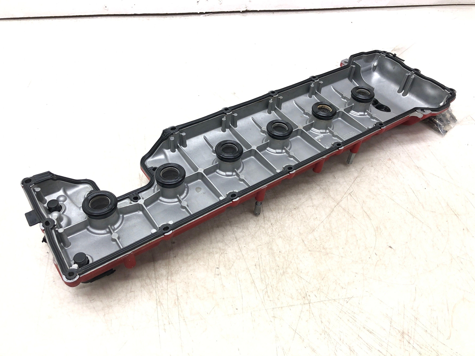 2017-2020 FERRARI GTC4LUSSO 6.3L F140 LEFT ENGINE VALVE COVER 317787 OEM