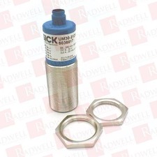 SICK UM30-212113 / UM30212113 (BRAND NEW)