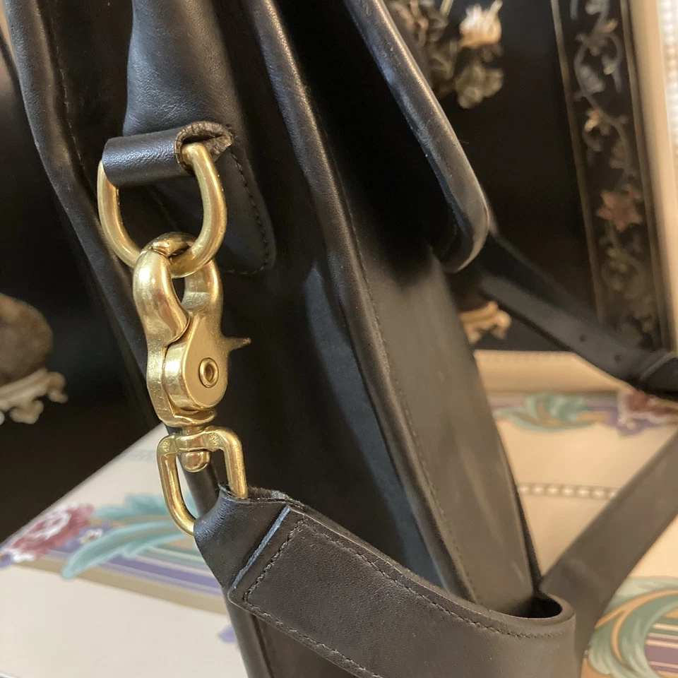 Coach Leather Messenger Bag, Black Briefcase, Computer Bag  - Image 4 of 4
