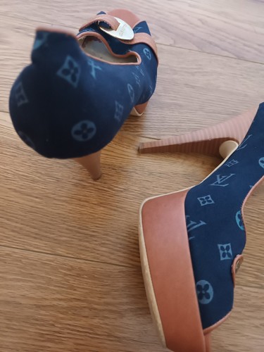 Louis Vuitton tacco a spillo monogramma blu e marrone taglia 5 Eur 37 - Foto 5 di 13