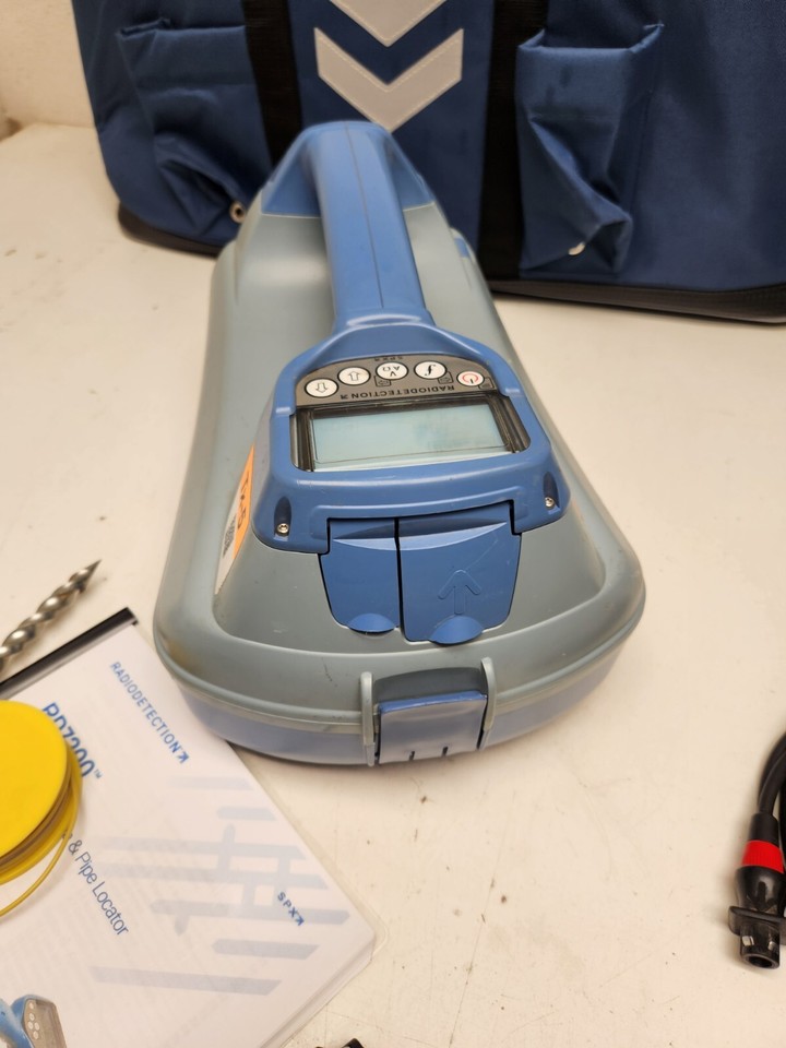 Radiodetection RD7200 DL T5 Pipe Cable Locator 8200 8100 8000