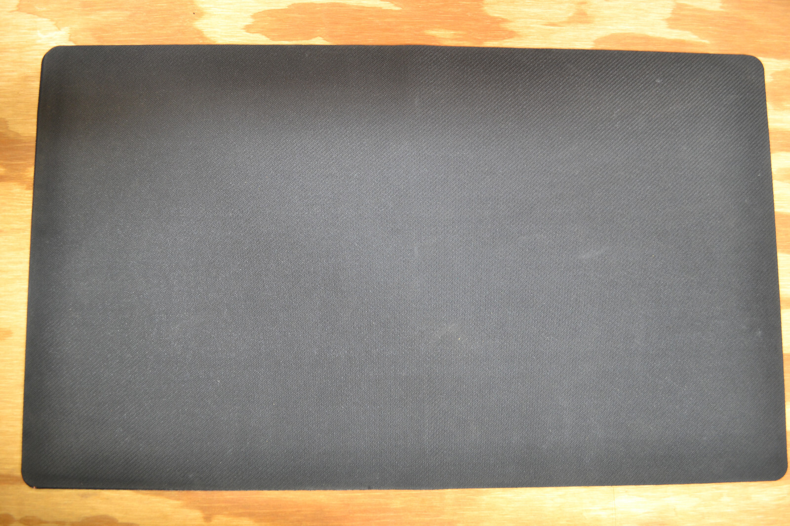 Flesh & Blood TCG Official 2019 Rubber Playmat Combat Chain Hero Deck