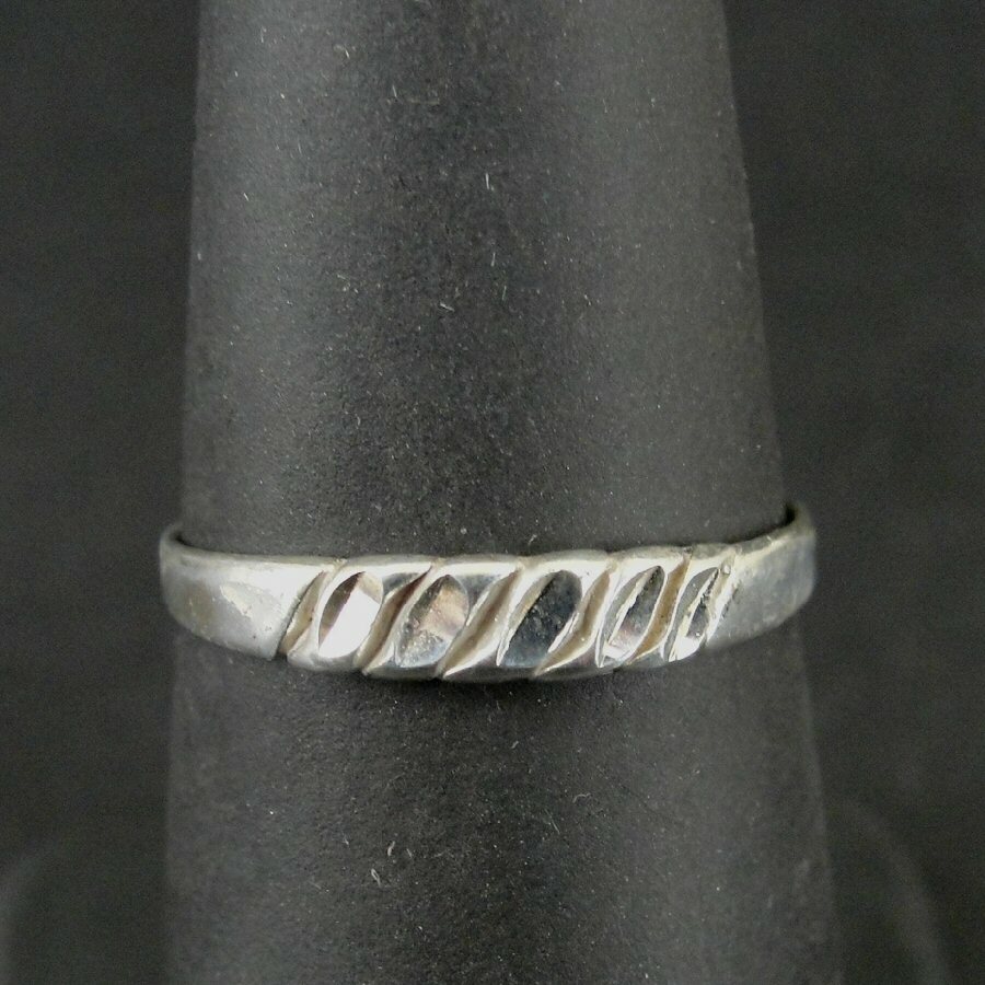 Ring Silver Diagonal Lines Indented Sterling 925 … - image 1