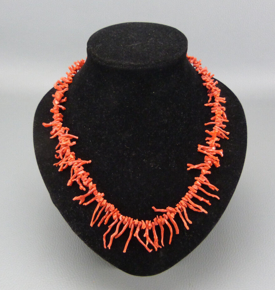 Ancien Collier En Perles De Corail Naturel Rouge - Occasion - Bon état D'usage