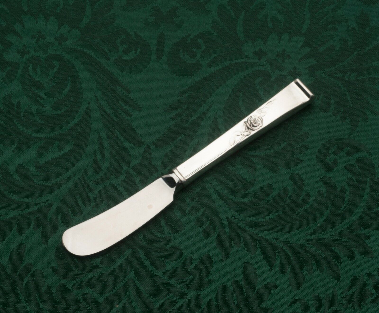 Classic Rose by Reed & Barton Sterling individual Paddle Butter Spreader 6.25"