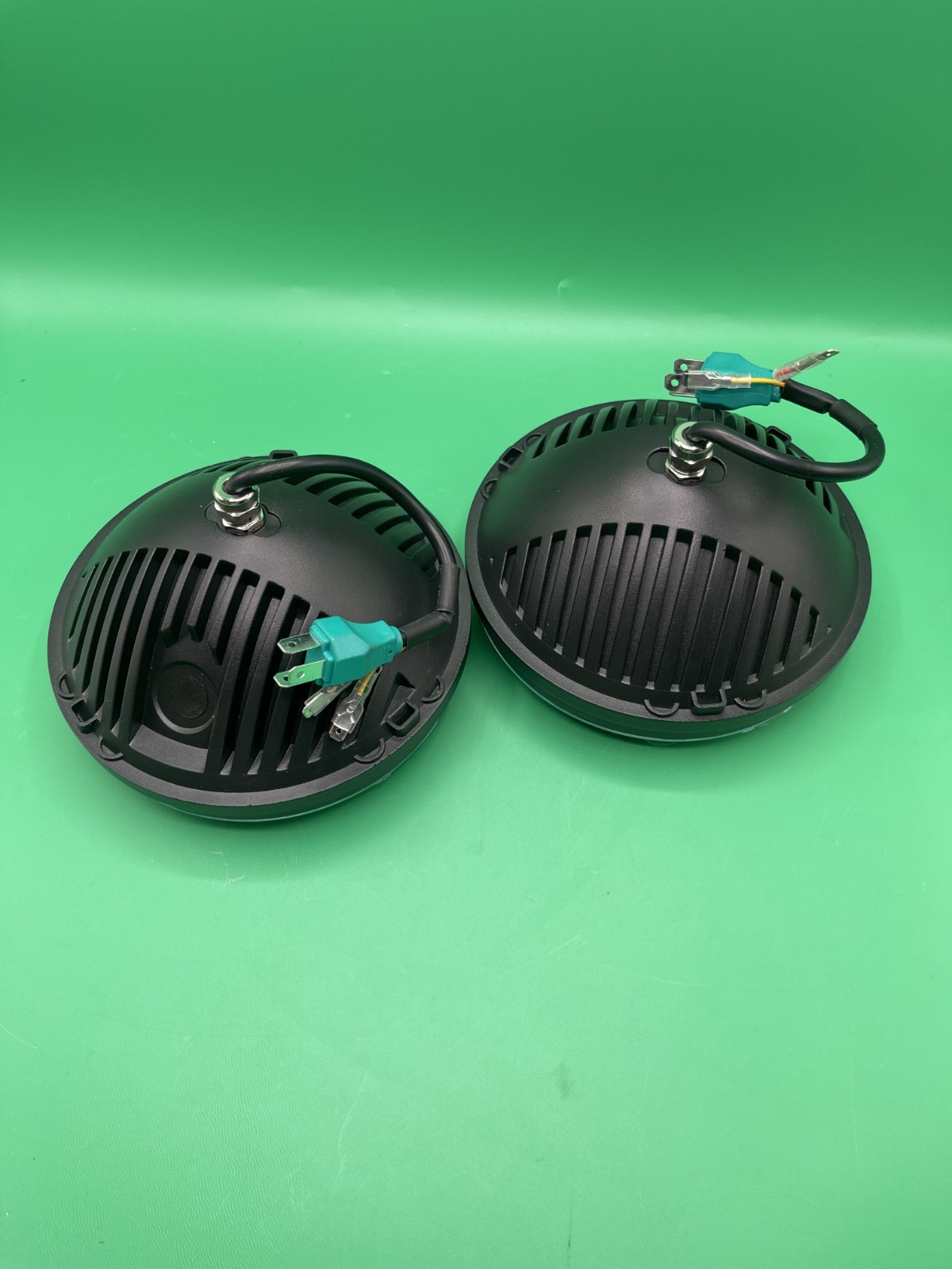 UNI-SHINE X4 PRO 7-Inch LED Headlights - with Amber Turn Signal White for jeep