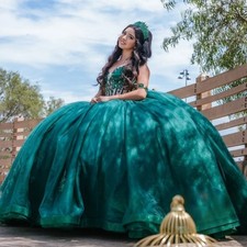Shiny Green Quinceanera Dresses Ball Gowns Lace Applique Beaded Cape Sweet 15 16