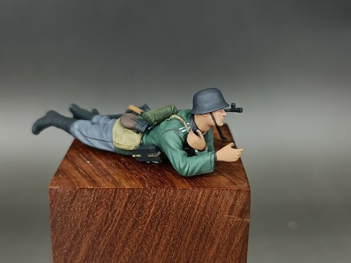 Figura A 1/35 Construido Pintado Segunda Guerra Mundial Alemán Blitzkrieg PzB39 Escuadrón de Rifle Antitanque - Imagen 2 de 9