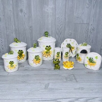 ★genta様お取り置き苗✿㉖-539✿-607㉖-744㉖-755苗 Vintage 1970s Neil the frog canisters , salt & pepper , clock and