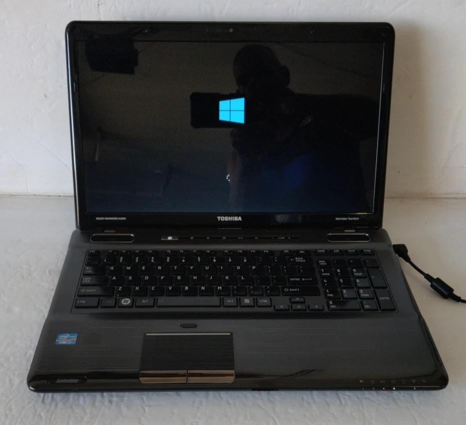 TOSHIBA SATELLITE P775-S  INTEL CORE i7-2670 QM 2.20 GHz 8GB 1 TB SSD WIN 10PRO - Image 3 of 4