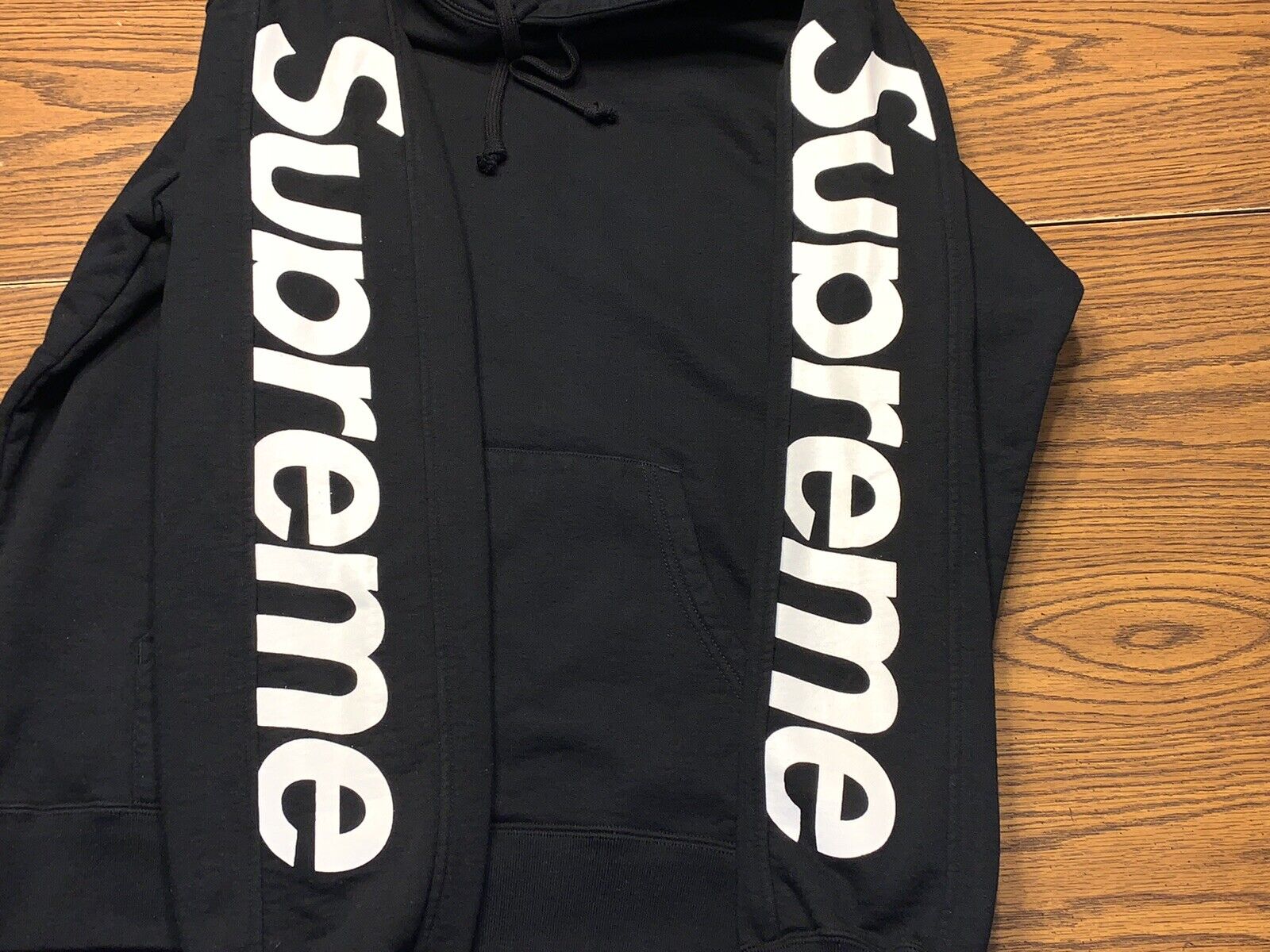 NWT 2018 Supreme Sideline Hooded Sweatshirt Size Large Black/White SS18SW25