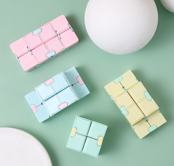UK Stock Sensory Infinity Cube Fidget Giocattolo Per Stress Autismo - Foto 7
