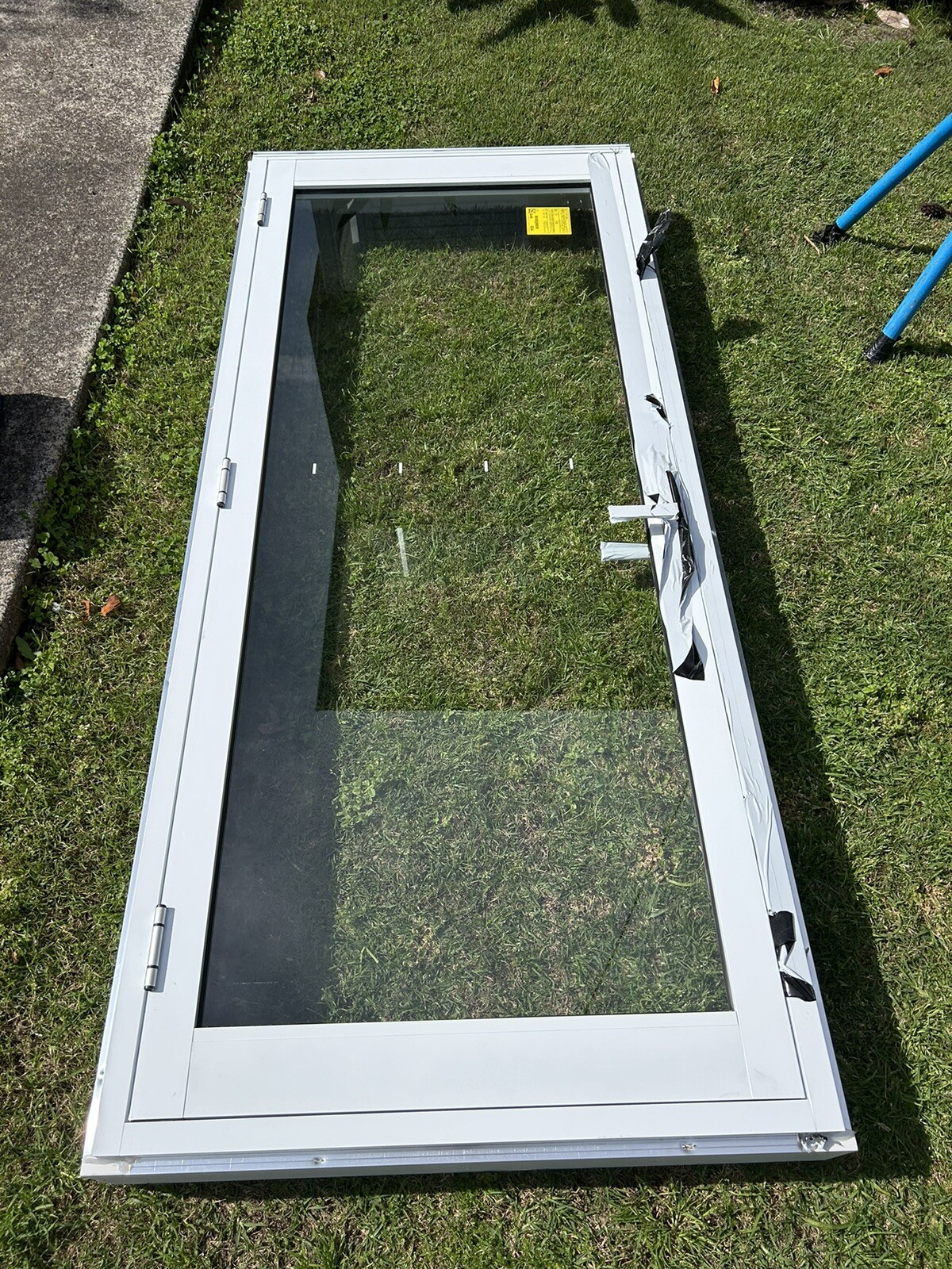 Picture 1 of 1