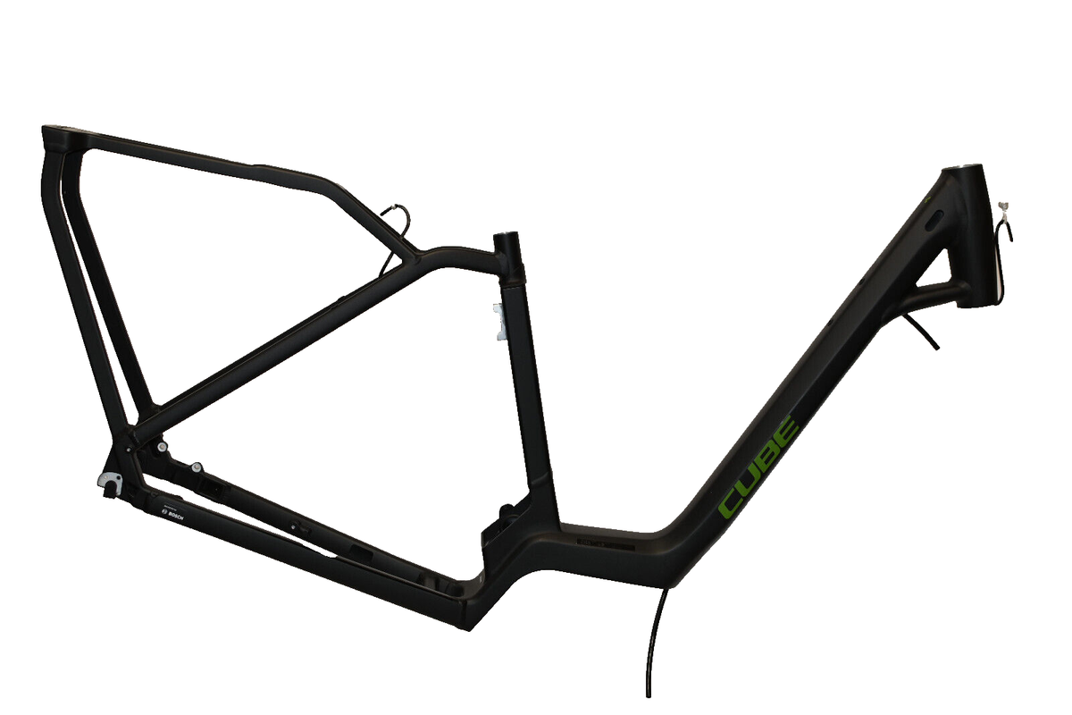 VTC Électrique Cube Nature Hybrid One 625 Allroad Trapeze Shimano Alivio 9v 625 Wh 700 Mm Noir Rouge 2021