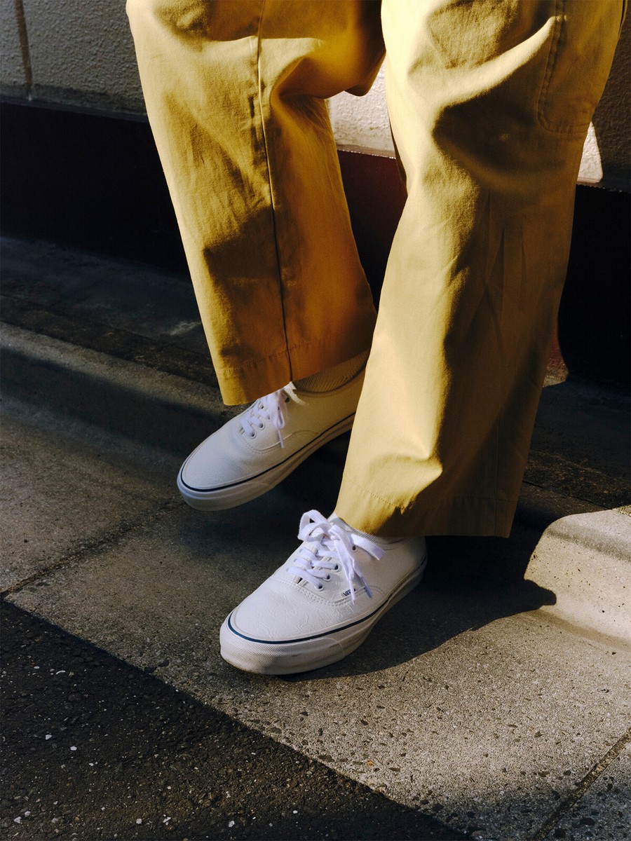 VANS AUTHENTIC REISSUE 44 ブラック/ホワイト VANS PREMIUM Authentic 44 Sneakers LX Authentic Reissue 44
