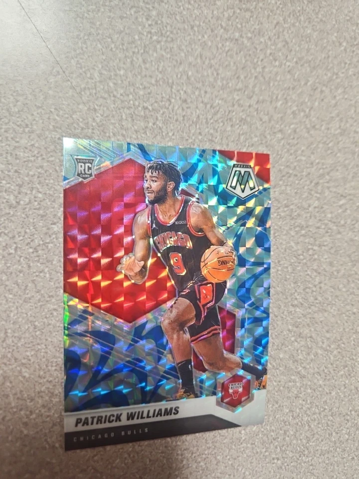 2020-21 Panini Mosaic Patrick Williams Blue Reactive Rookie Card Prizm Bulls - Image 2 of 4