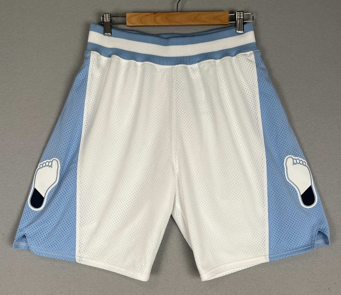 Authentic Mitchell Ness 83-84 University of North Carolina Tar Heels Shorts M