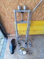 Suzuki VS1400 Intruder Komplette Frontend Gabel, Brücken 260mm Top Zustand !!!