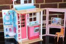 MATTEL BARBIE HAUS FERIENHAUS DVV47 KÜCHE SCHLAFZIMMER BAD WOCHENENDHAUS VILLA G