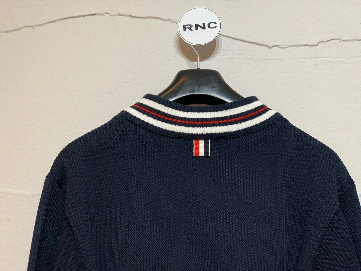 Thom Browne maglione maglia scollo a V uomo 5394738488 17657292