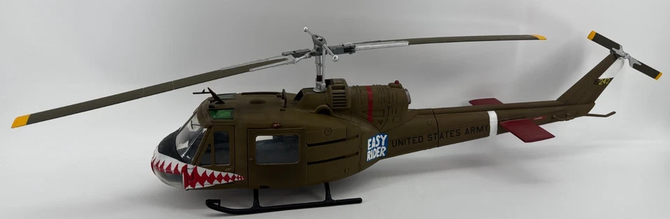 Ultimate Soldier UH-1C Huey Easy Rider 1:18 Helicopter 1st Air Cavalry 2004 Toy - Image 3 of 4