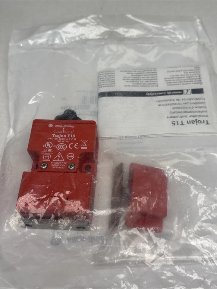 Interruptor de bloqueo de lengua de seguridad Allen Bradley 440K-T11320 Guardmaster troyano Foto 2 de 4