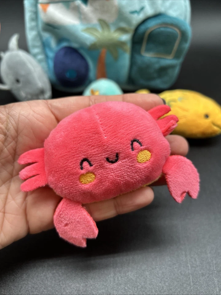 Juego de actividades sensoriales para cámper de playa de peluche Carters vida marina animales juguete para bebés Foto 2 de 4