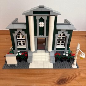 Lego Creator Expert Town Plan 10184 w/Box & Manual Used from Japan