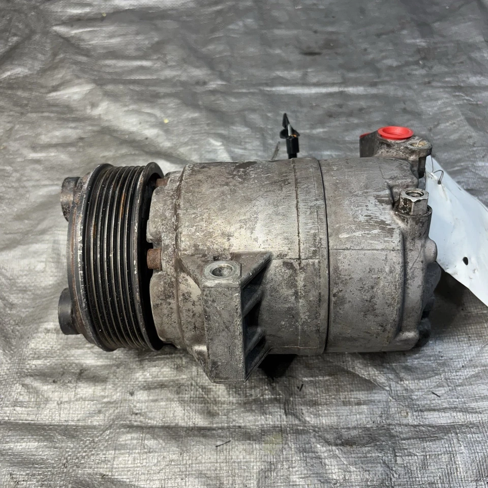 Compresor de aire acondicionado Nissan Pathfinder 2005-2012 92600ea200 Foto 2 de 4