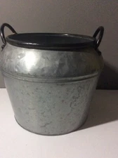 Fiddle & Fern Farmhouse Rustic Galvanized Metal Bucket NWT