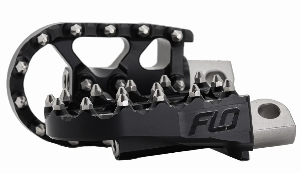 ESCALERAS HARLEY DAVIDSON DYNA ESTRIBERAS NEGRAS ESTILO MX de Flo Motorsports Foto 2 de 4