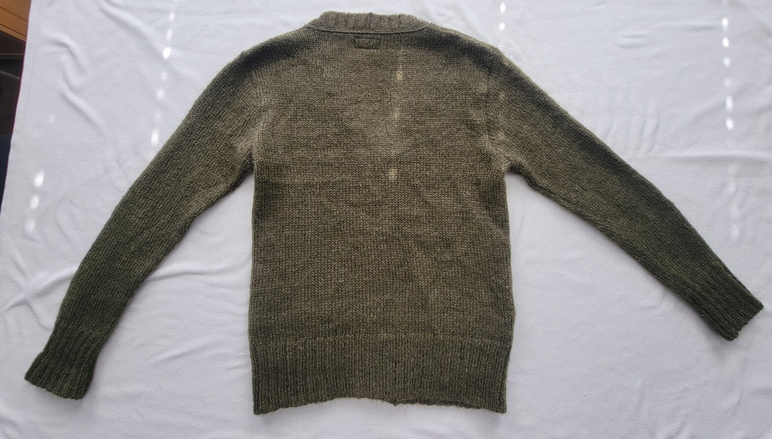 Authentic Lightly Worn Rogues Gallery Button Swea… - image 3