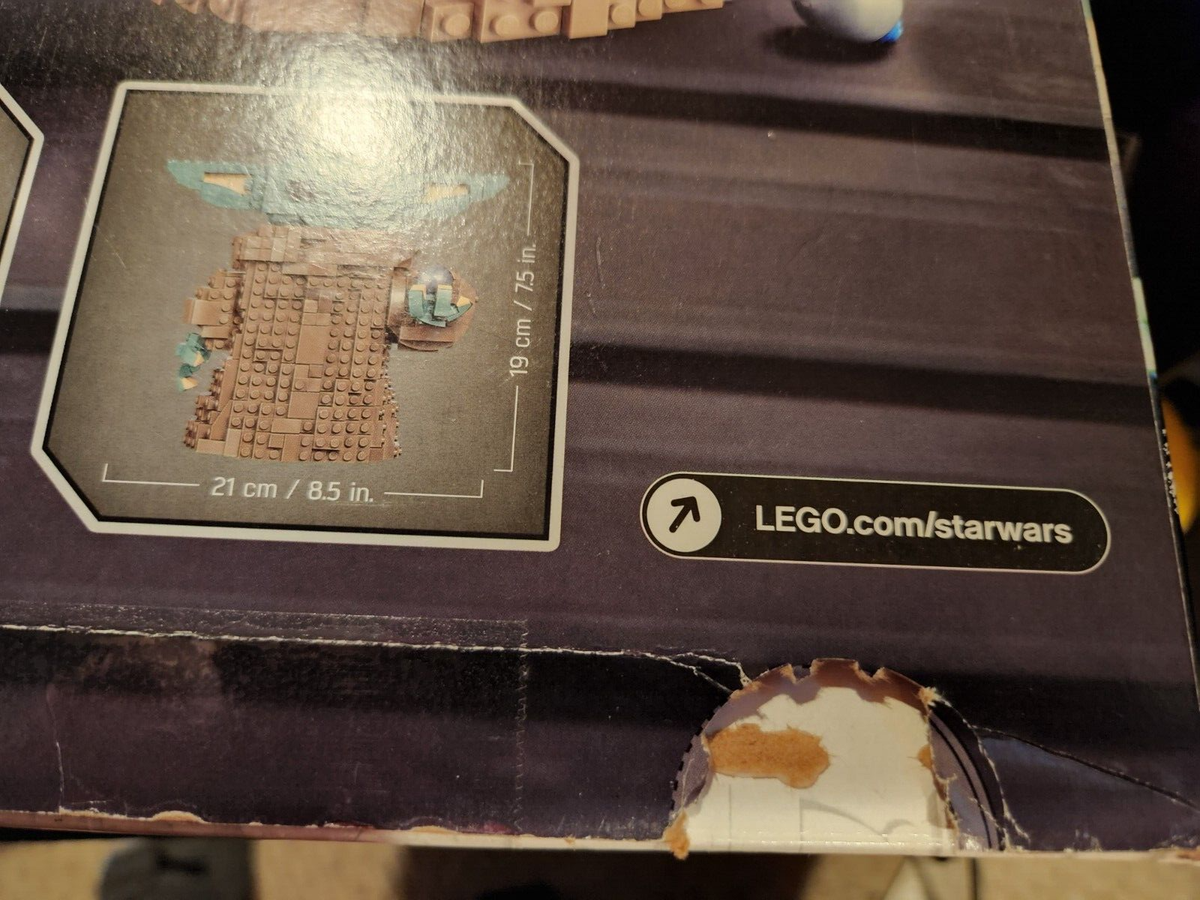 LEGO Disney Star Wars: The Mandalorain The Child (75318) Baby Yoda
