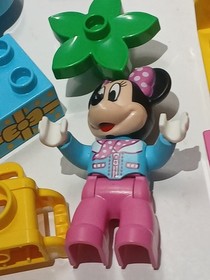 Duplo Lego 10830 Minnie Mouse Cafe 100% Complete Set (No Box/instructions)