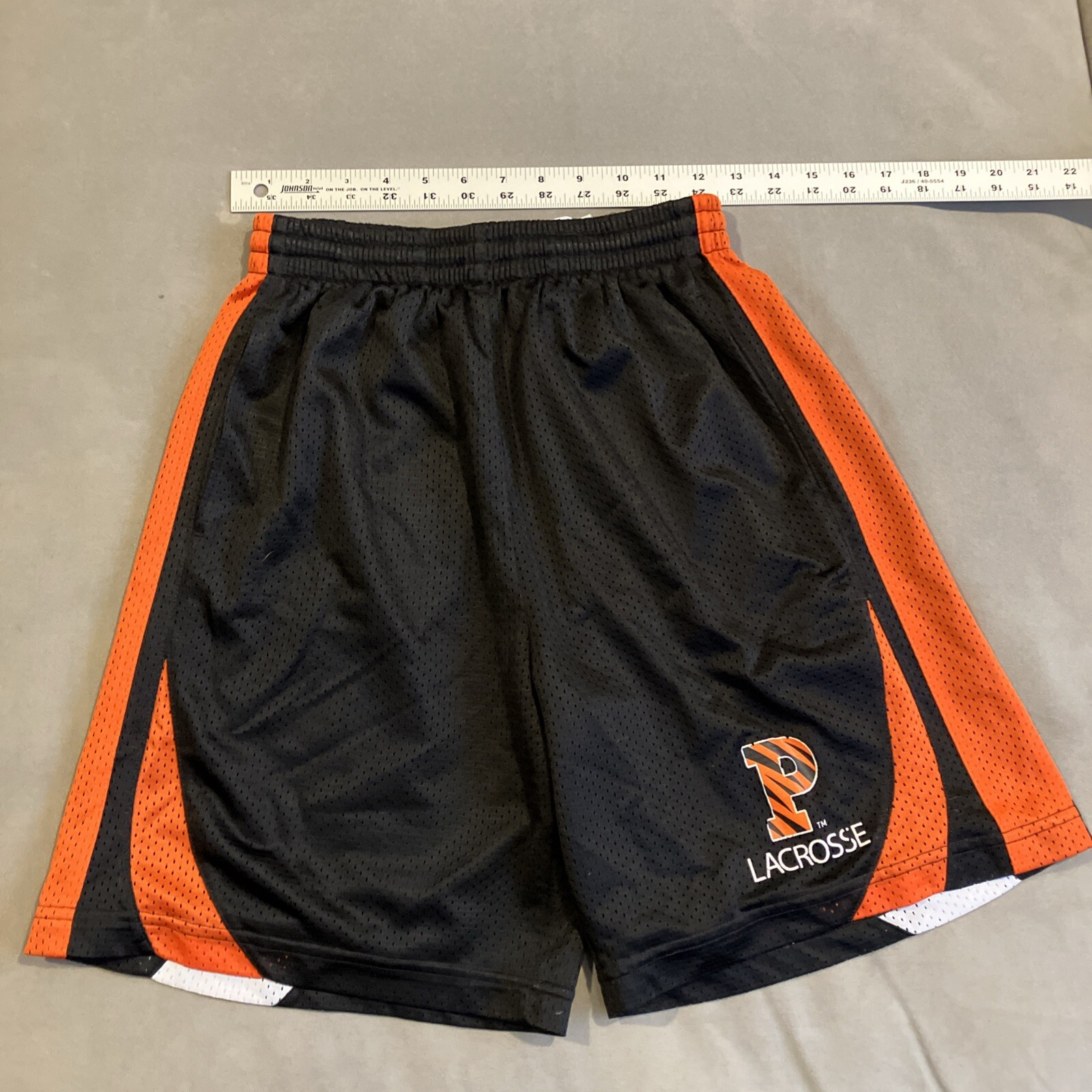 Picture 1 of 6