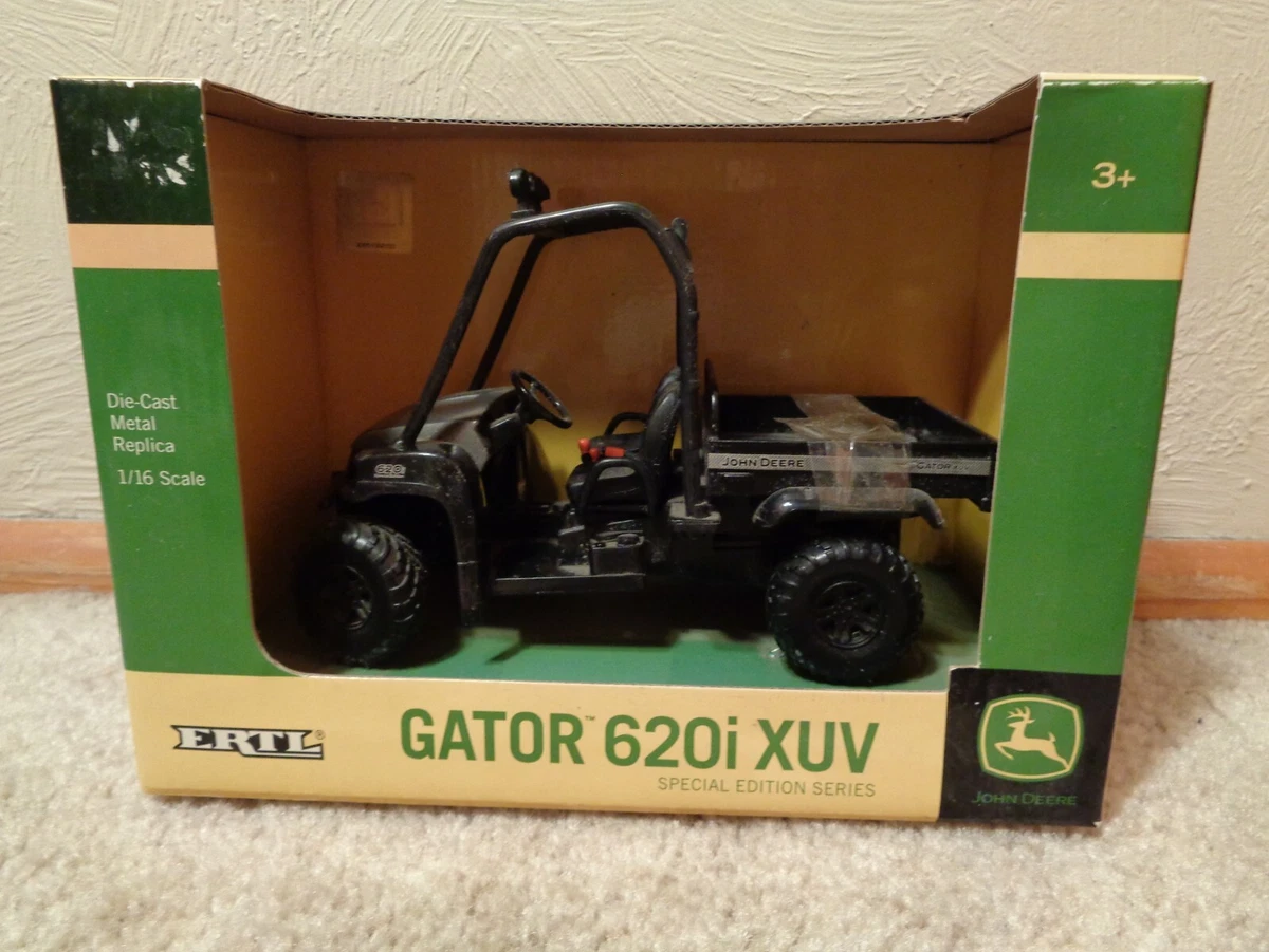 NIB ERTL John Deere Die Cast Gator 620i XUV 4X4 Utility Vehicle