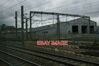 PHOTO  HEATHROW EXPRESS CARRIAGE SHED AND STABLED TRAIN OLD OAK