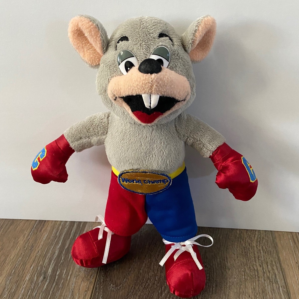 Chuck E Cheese World Champ Plush Boxer Fighter 2009 Limited
