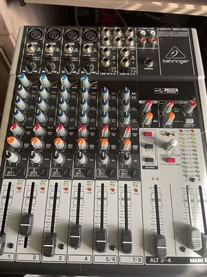 Behringer X1204USB 4-Channel Mixing Console