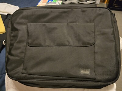 Uncle Mike's Law Enforcement Side-Armor Deluxe Range Bag Water Resistant