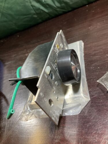 Leviton Fan Speed Control 120 Vac Color : Black | 6616 | - Picture 2 of 4