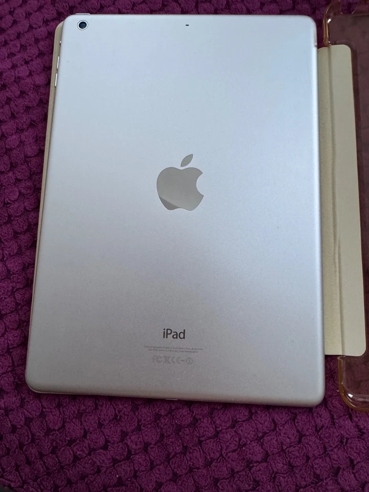 Apple iPad Air 1 · 32GB · Wi-Fi + Cellular, photo 1 of 4