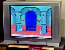TOSHIBA 24AF44 CRT TV Gaming Monitor Retro W/ Remote
