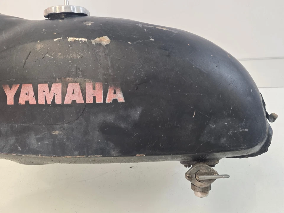 1971 Yamaha RT1 RT 1 360 DT1 DT1F Gas Fuel Tank Reservoir w Cap & Petcock - Image 3 of 4