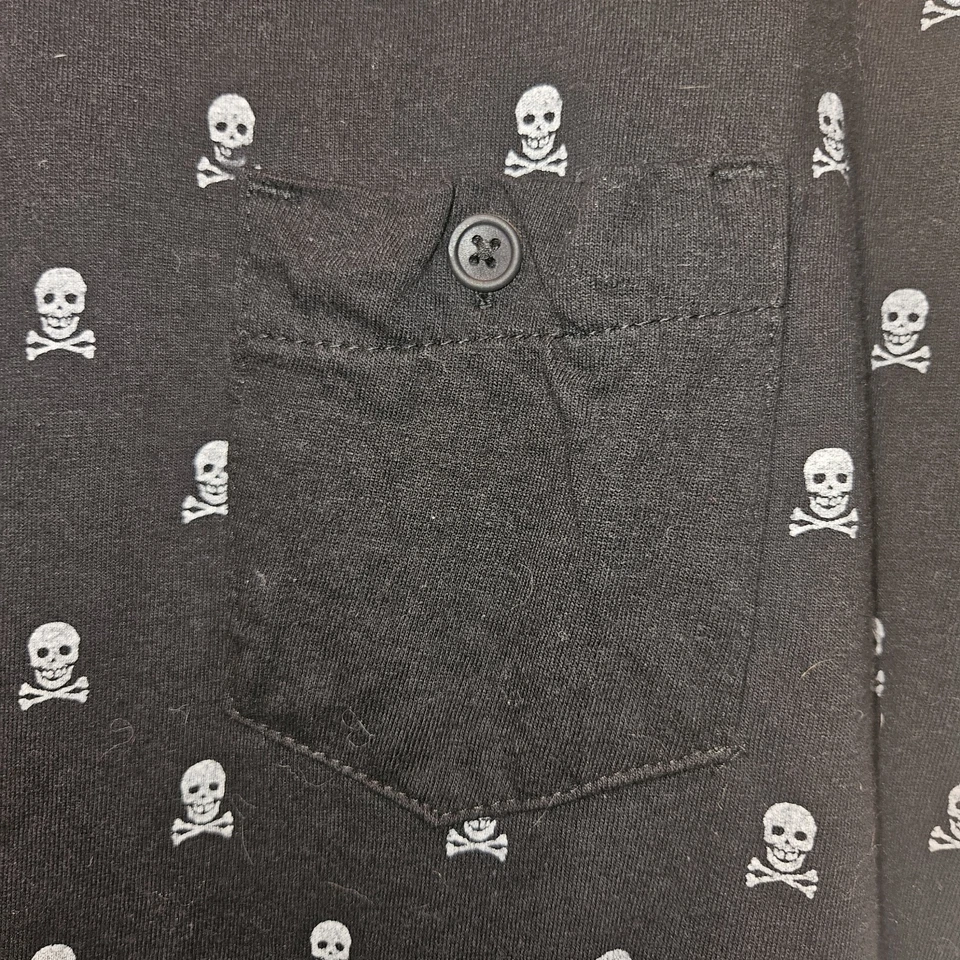 Alpha Beta Hombre Grande Negro con Calavera Gótica y Diseño Hueso Cruzado Grande Foto 3 de 4