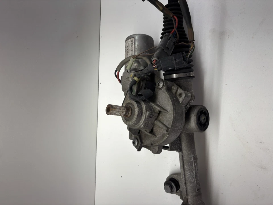 Estante y piñón de dirección asistida Smart Fortwo 2008-2015 OEM Foto 2 de 4