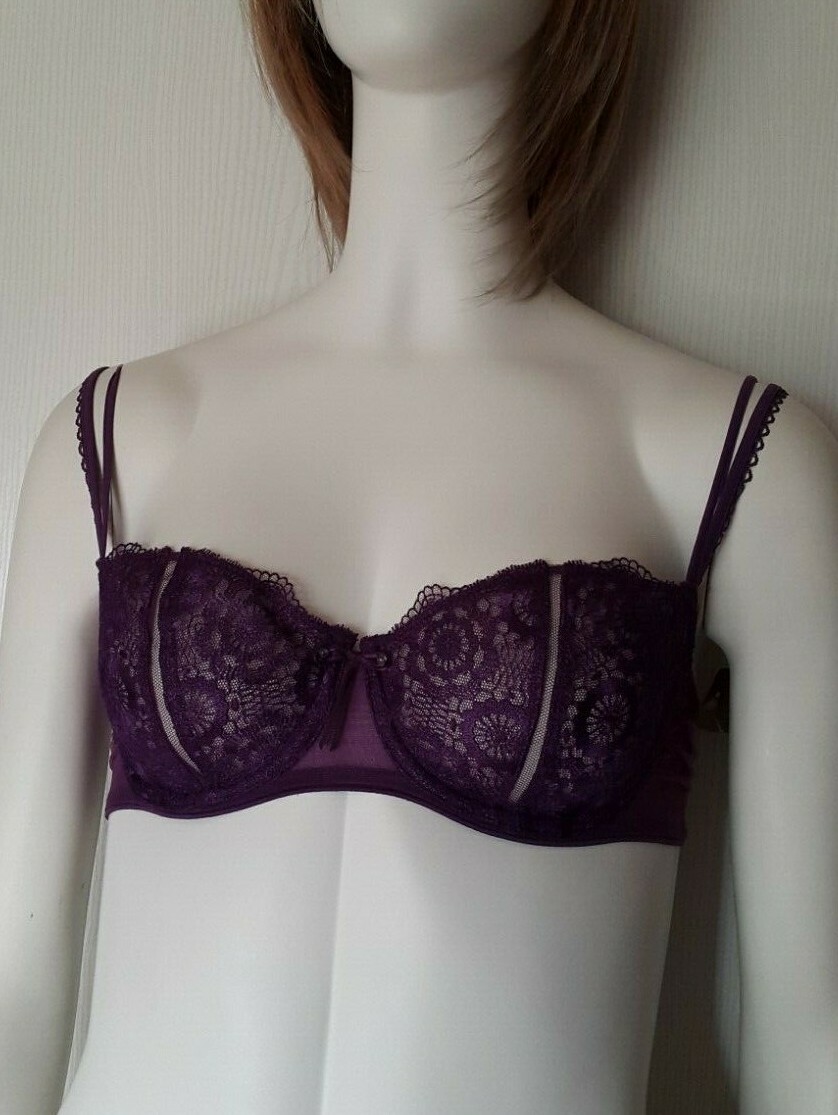 Soutien-gorge Balconnet Chantelle 1255 – Taille FR85B/EU70B/UK32B, Couleur Fraise, Neuf Avec étiquettes