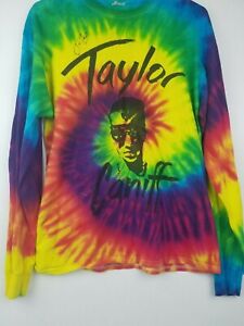 Shirt taylor caniff t Taylor Caniff