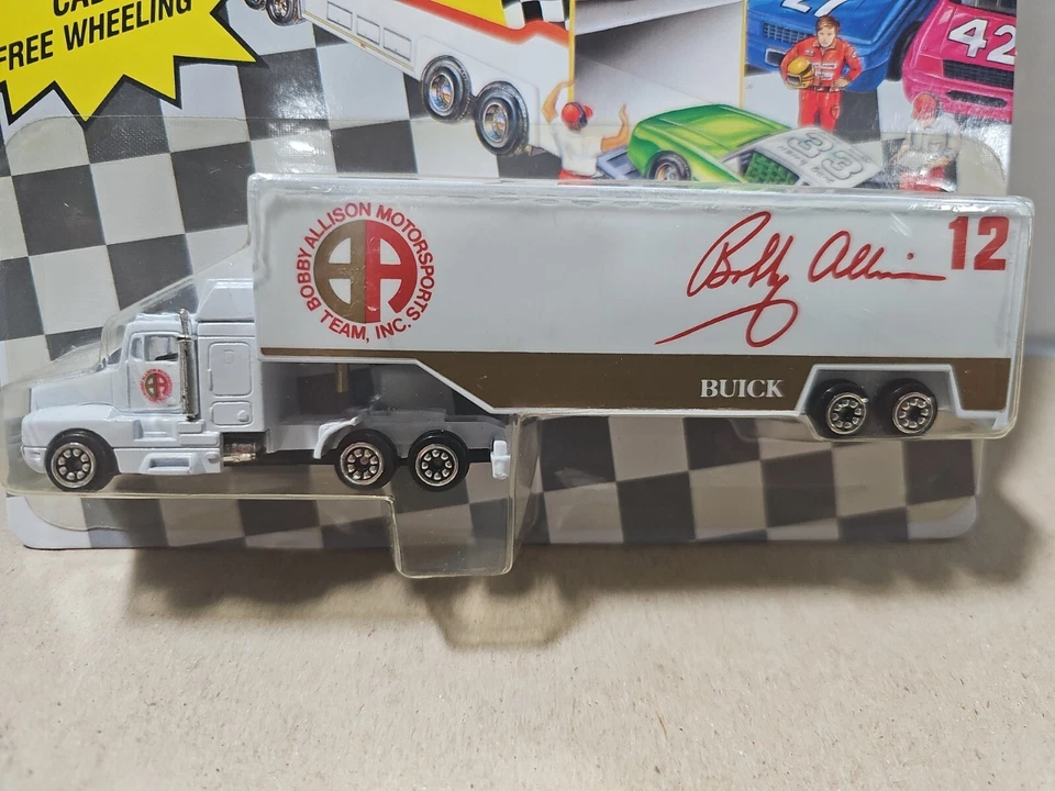 Carreras Campeones Bobby Allison #12 Buick Racing Diecast 18 Ruedas Remolque Nuevo de Lote Antiguo Foto 2 de 3